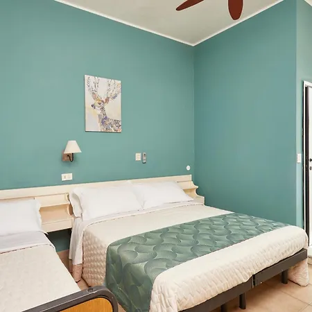 Naty Hotel